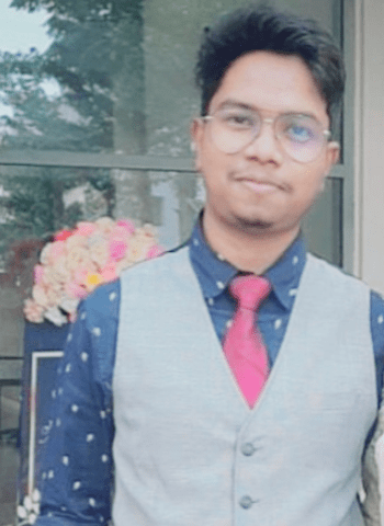 This is Photograph's of Alok Soreng